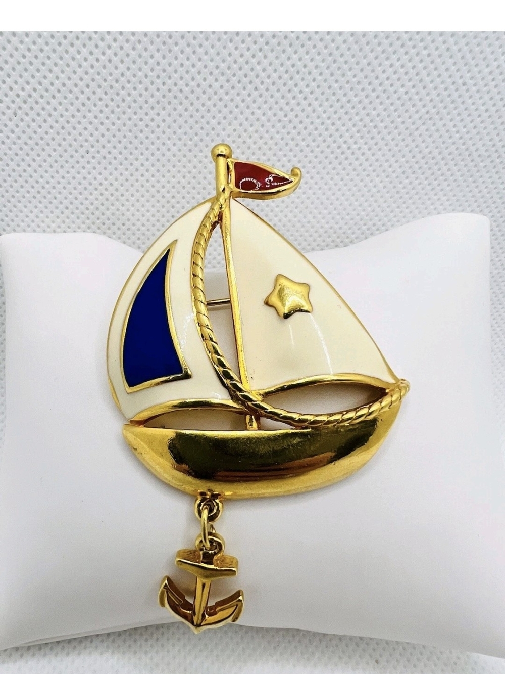 Avon Enamel Sailboat Brooch Articulated Anchor Gold Tone 1980s